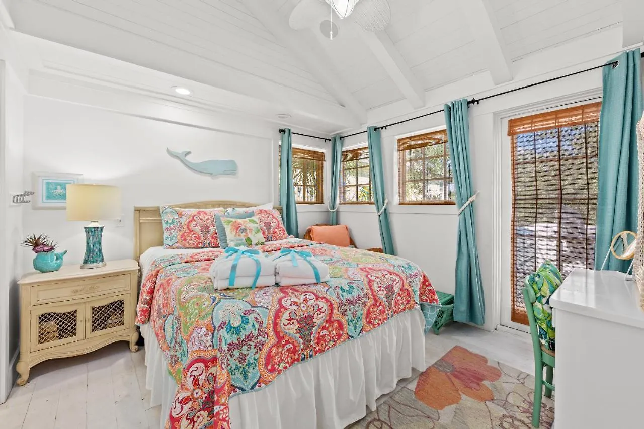 Quaint 2Br/25Ba Cottage Nestled Between 30A & Panama City Beach! Sleeps 6! 0*,