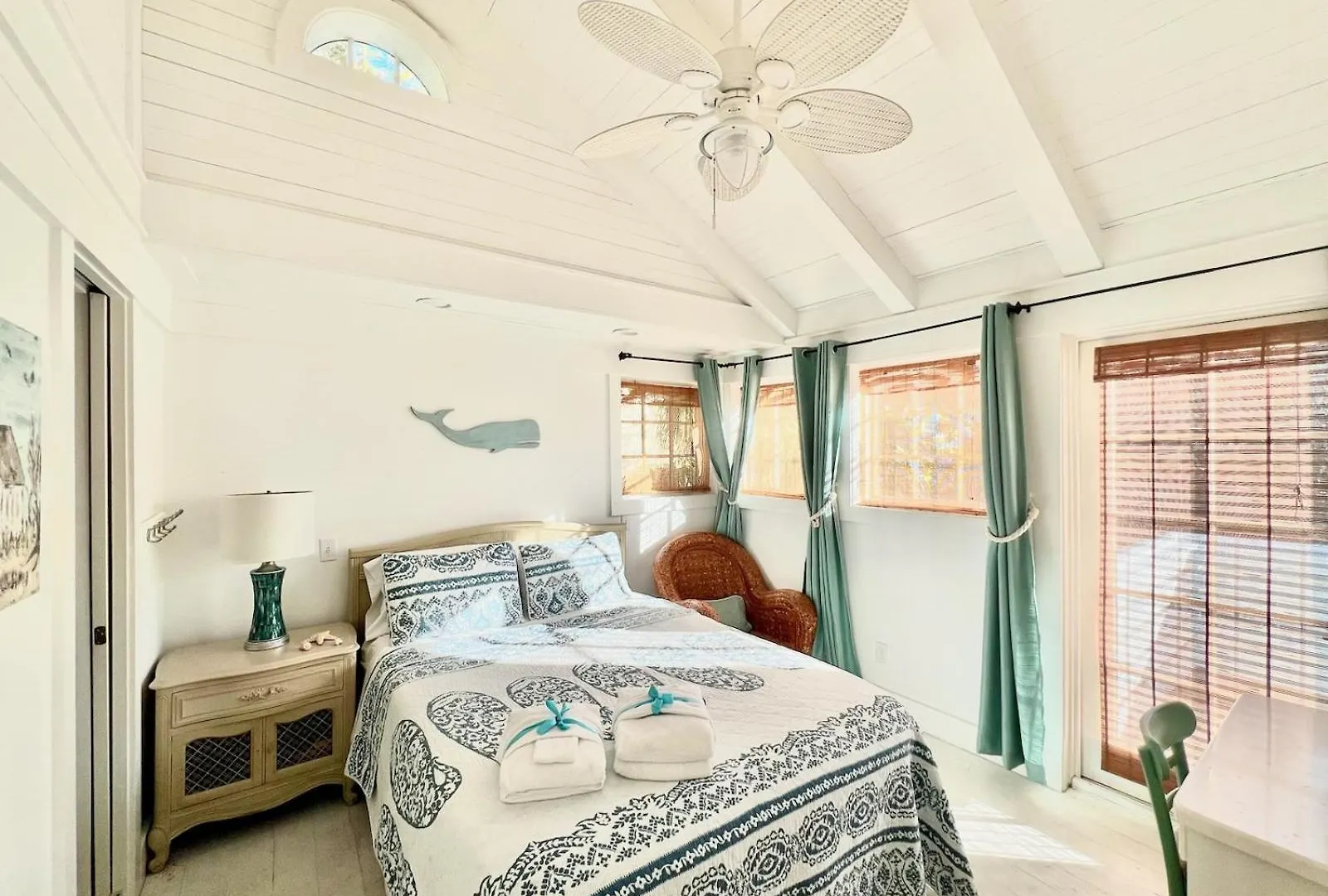 Holiday home Quaint 2Br/25Ba Cottage Nestled Between 30A & Panama City Beach! Sleeps 6!