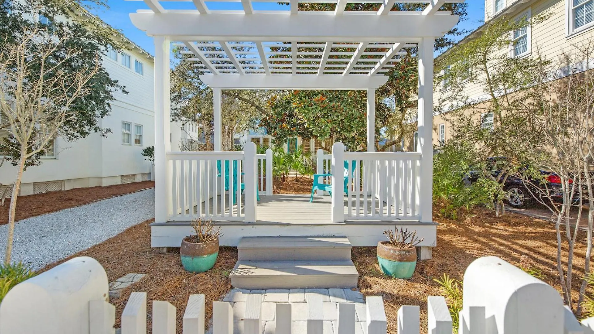 Quaint 2Br/25Ba Cottage Nestled Between 30A & Panama City Beach! Sleeps 6!